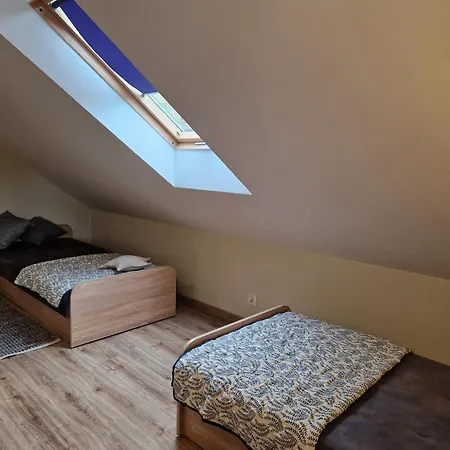 Letniskowy Nad Jeziorem Zlotnickim